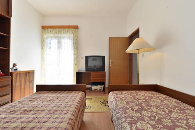 Apartment Lejo Jesenice  Pokoj fotografie