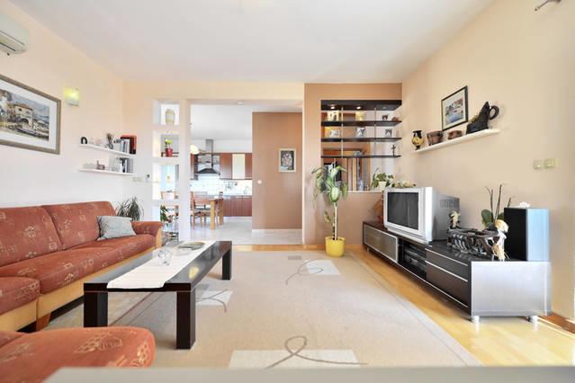 Apartment Lejo Jesenice  Exteriér fotografie